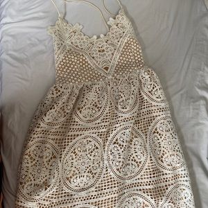 Chicwish Lace Overlay Midi Dress